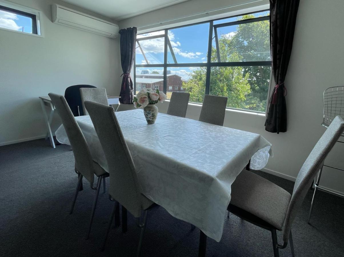 Appartement Quiet, New, Sunny Cnzhouse On Upstairs Near Cbd à Christchurch Extérieur photo
